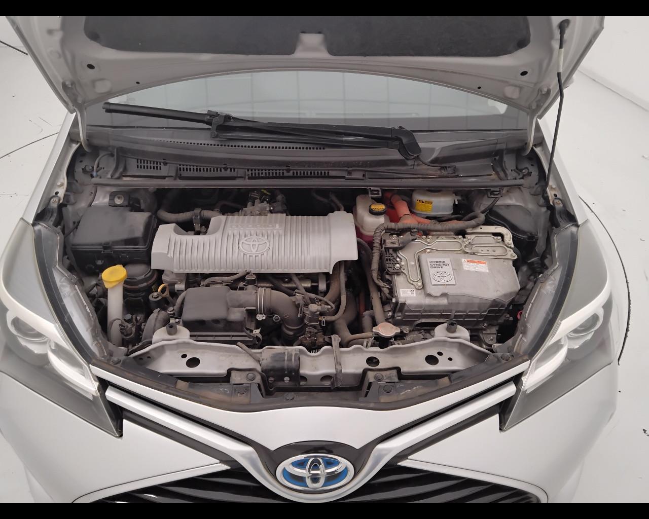 TOYOTA Yaris III 2015 - Yaris 5p 1.5h Active my16