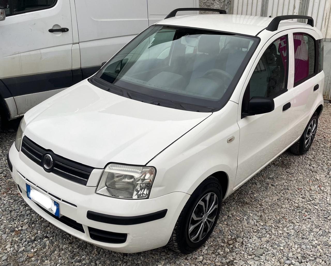 Fiat Panda 1.2 benzina e gas adatta neopatentati