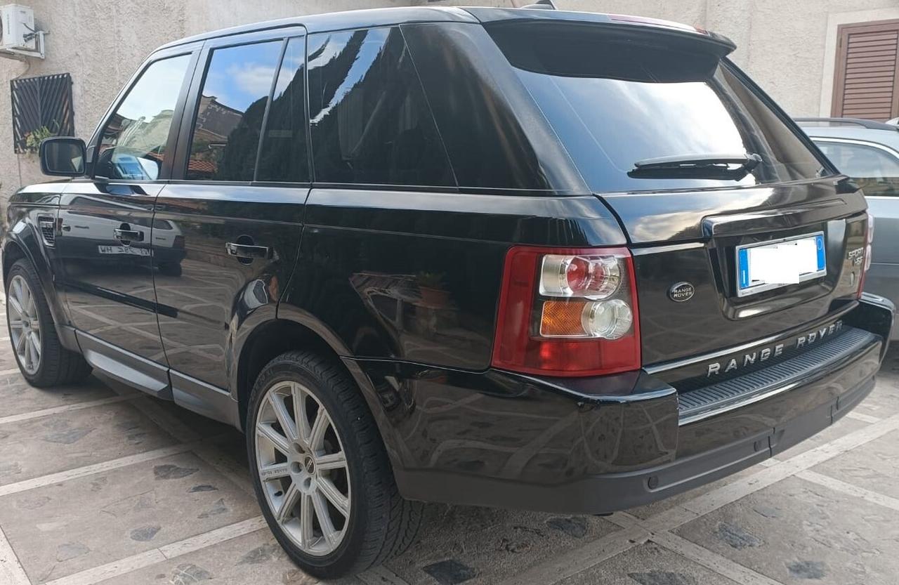 Land Rover Range Rover Sport 2.7 TDV6 HSE - 2011