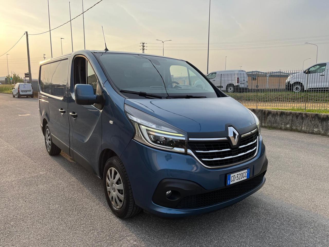 Renault Trafic / **Prezzo +IVA ** EURO 6D**
