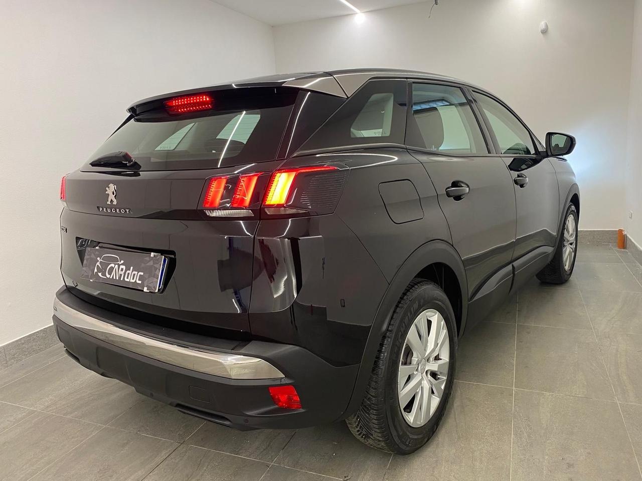Peugeot 3008 BlueHDi 130 S&S EAT8 Business