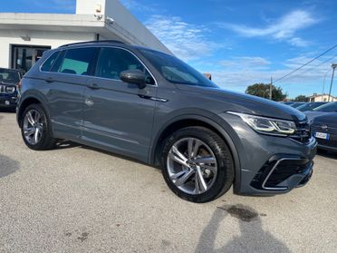 Volkswagen Tiguan 2.0 TDI 150 CV SCR DSG R-Line