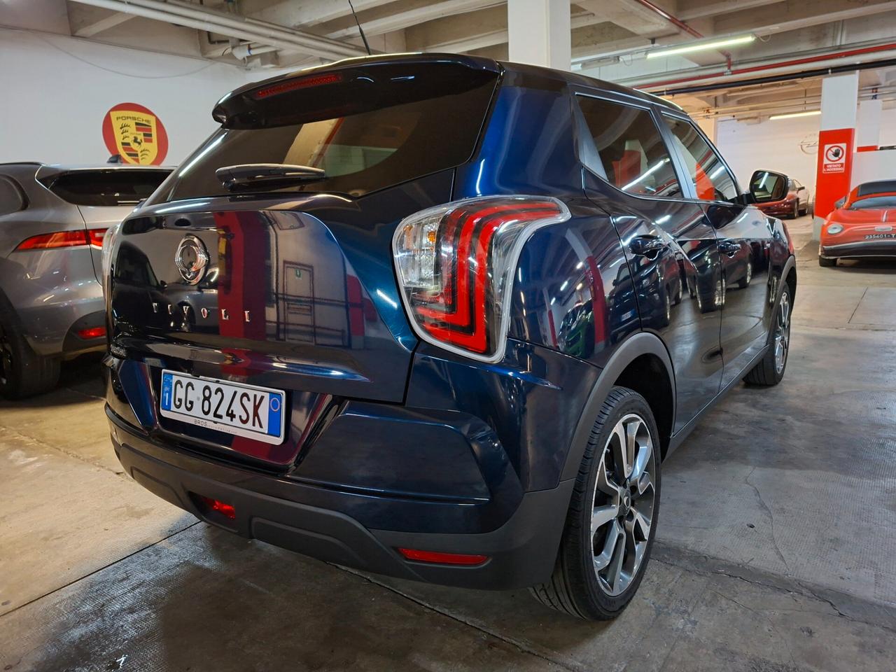 Ssangyong Tivoli 1.2 GDI Turbo PREMIUM 46000KM!!! C.LEGA 18" CLIMAAUT BT