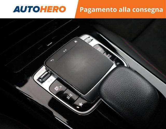 MERCEDES-BENZ A 180 Automatic Premium