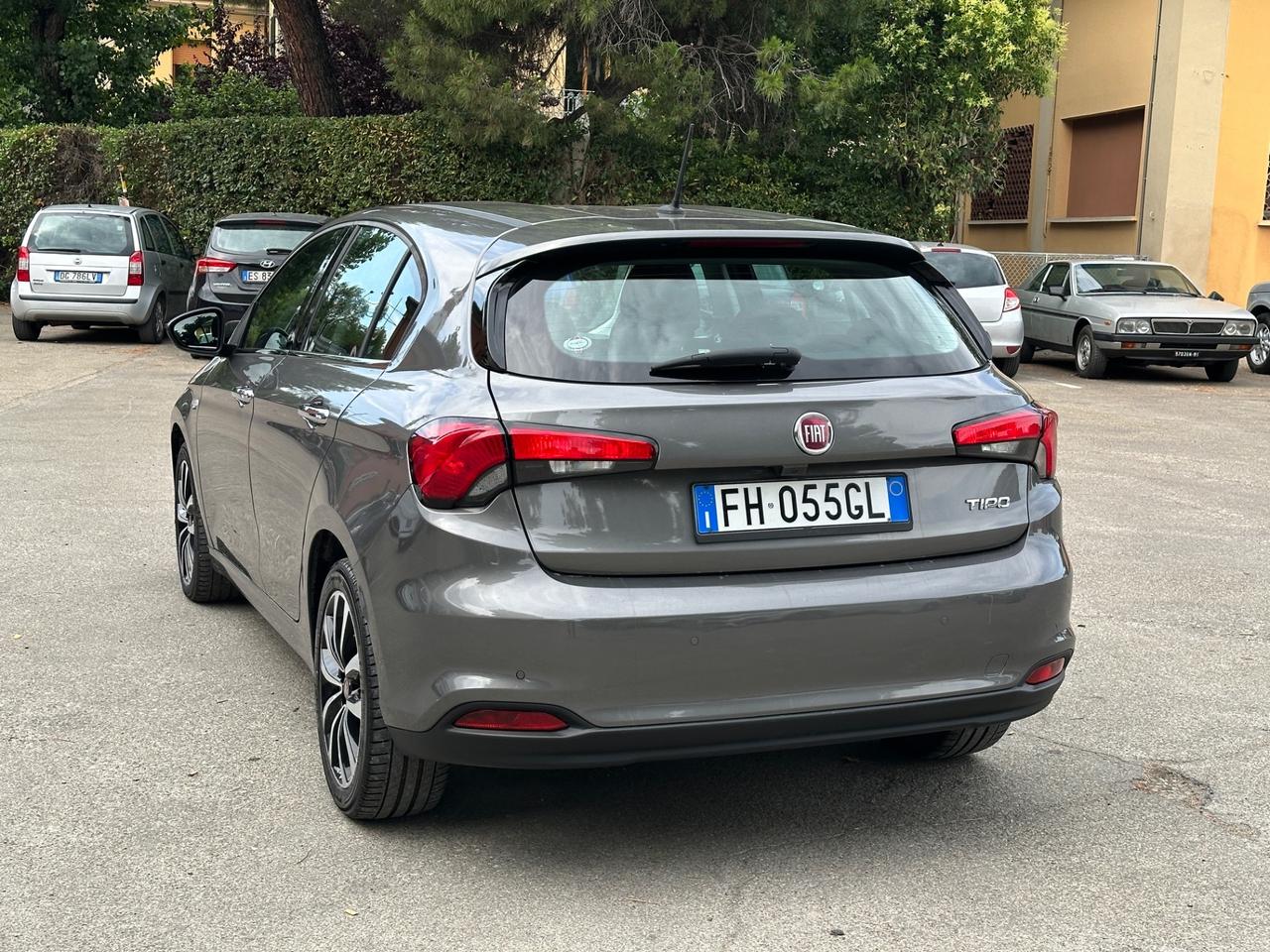 Fiat Tipo 1.4 T-Jet 120CV GPL SW Lounge