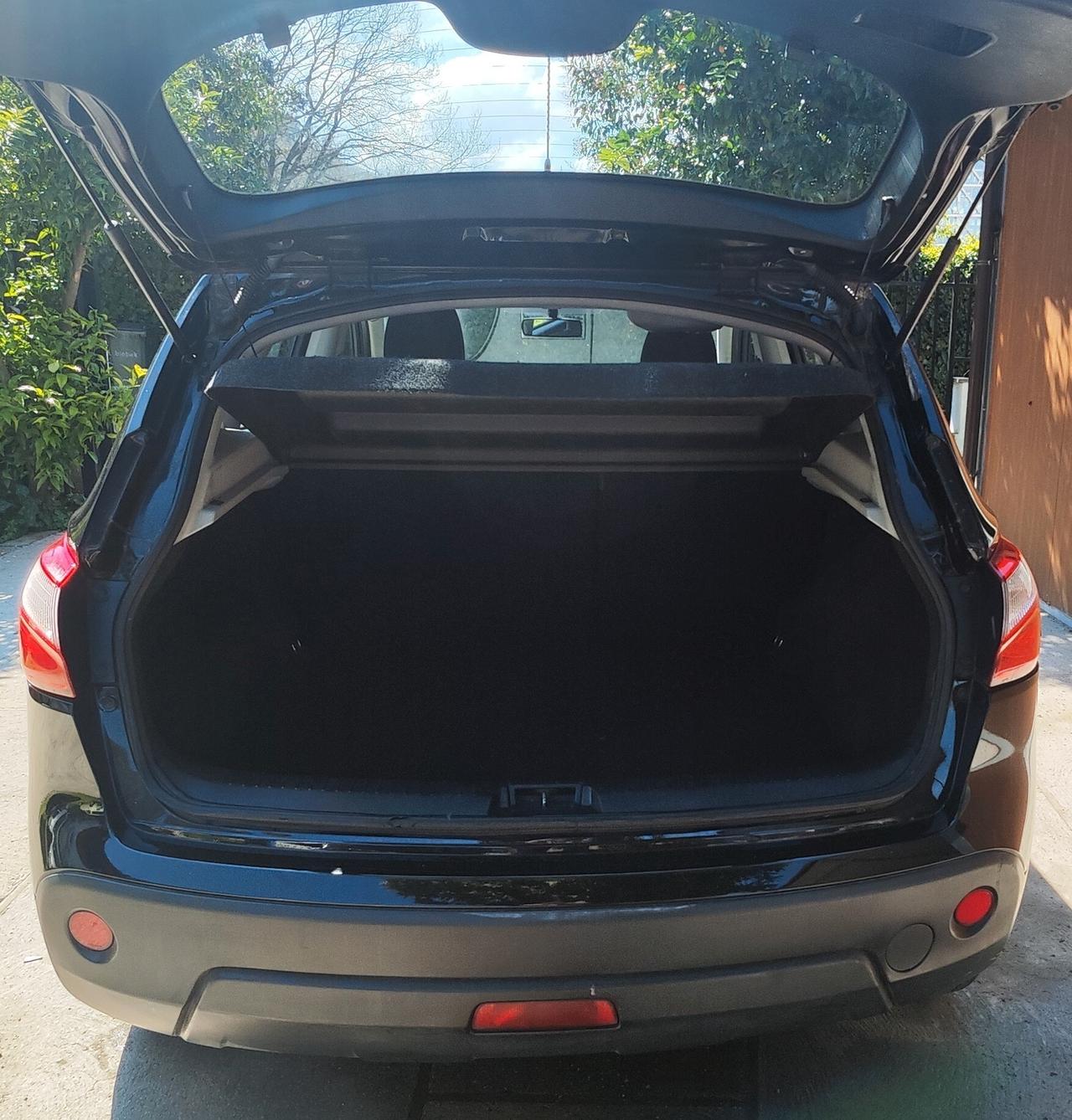Nissan Qashqai 1.6 dCi DPF Tekna