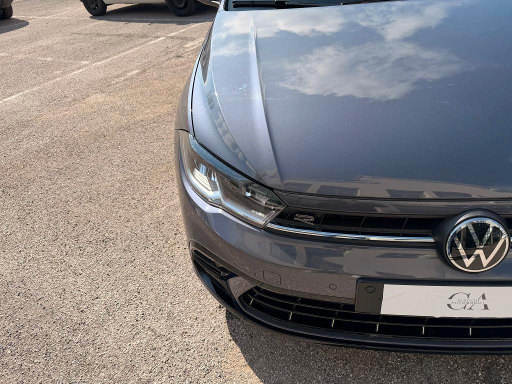Volkswagen Polo 1.0 tsi R-Line 115cv dsg