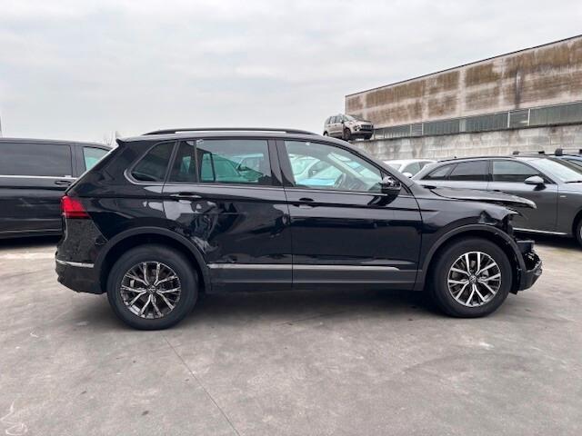 Volkswagen Tiguan 2.0 TDI 150 CV SCR DSG Elegance