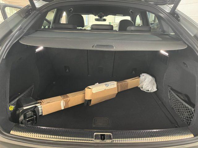 AUDI Q5 SPB Sportback 40 TDI quattro Identity Black S line