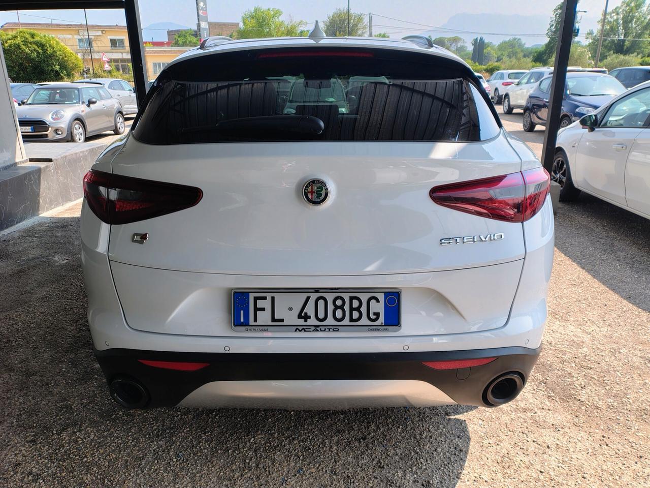 Alfa Romeo Stelvio 2.2 Turbodiesel 210 CV AT8 Q4 Super