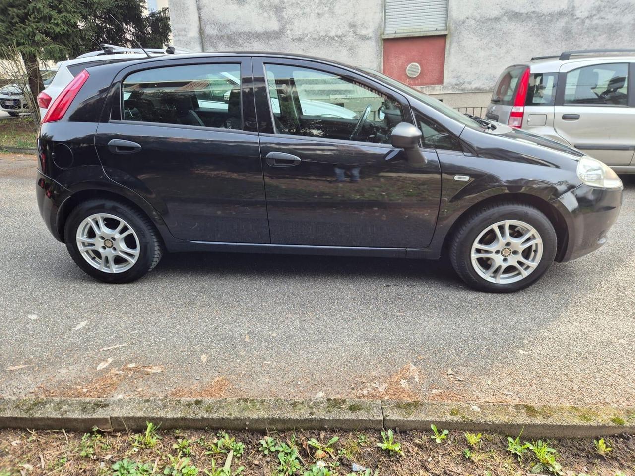 Fiat Grande Punto Fiat Grande Punto 2014 Neopatentati