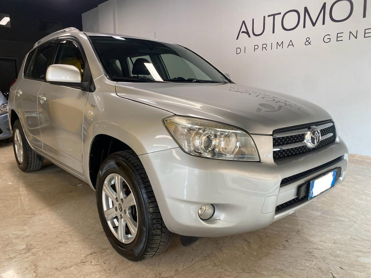 Toyota RAV 4 RAV4 2.2 D-4D 136 CV Luxury