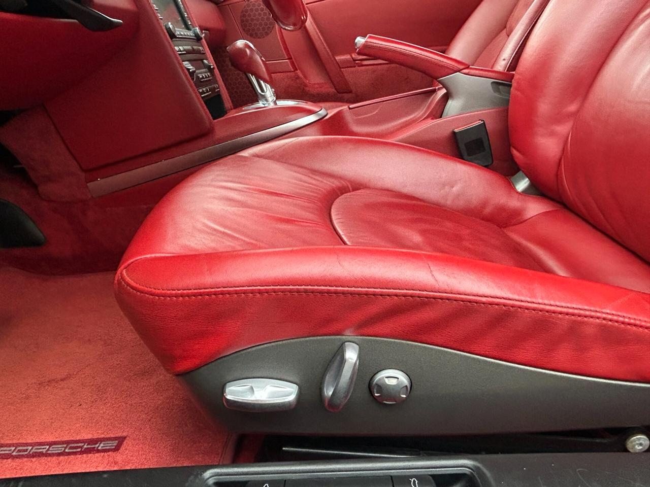 Porsche 911 997 Carrera 4S Coupe 3.8