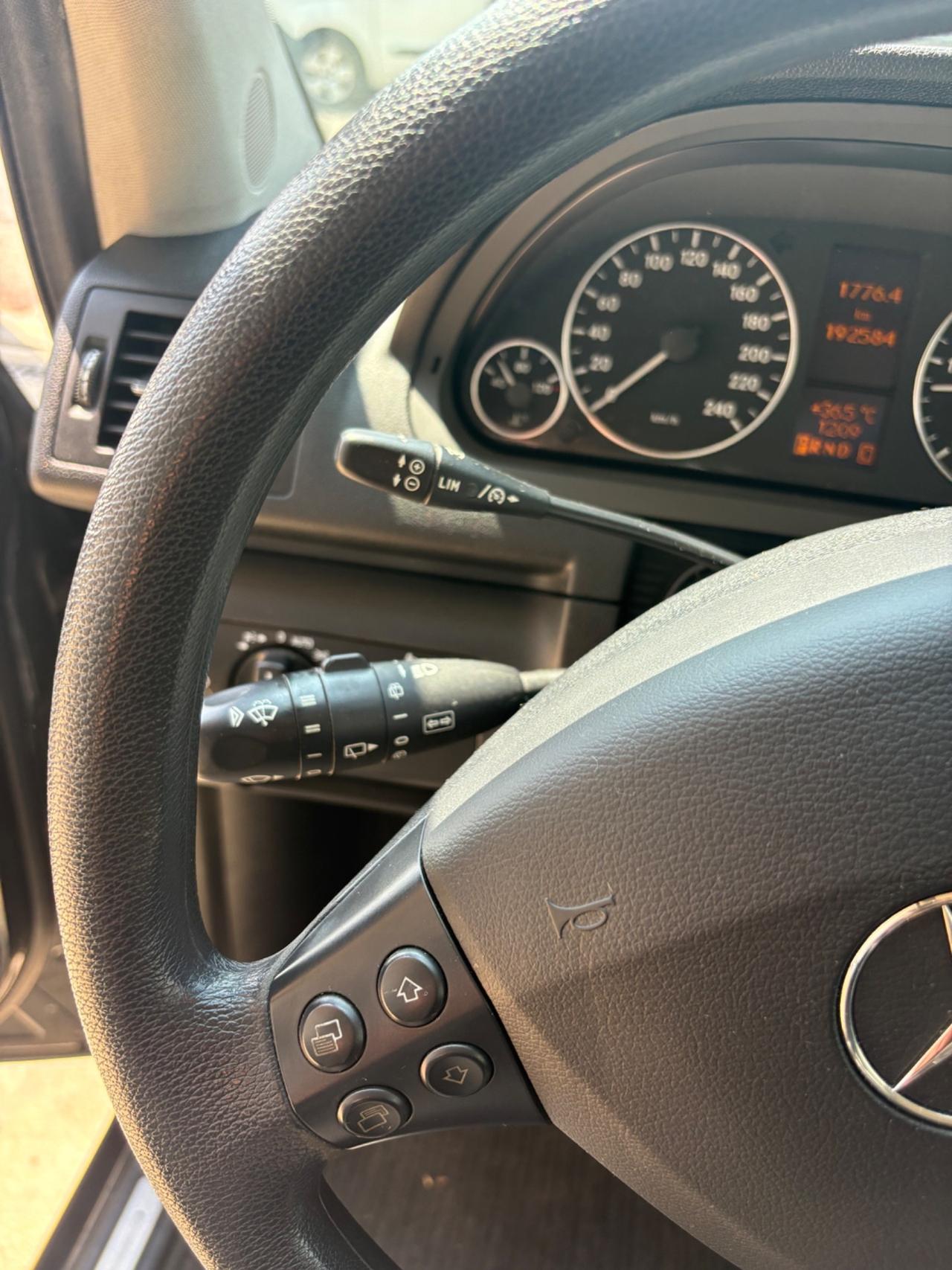 Mercedes-benz A 160 CDI AUTOMATIC Executive