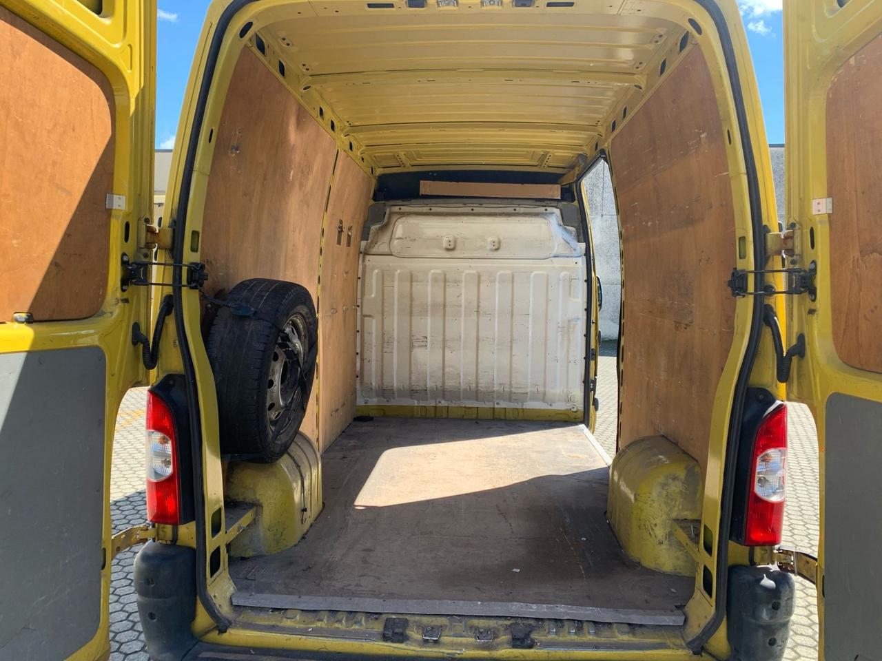 Master 2.5dci tetto alto passo lungo 2010