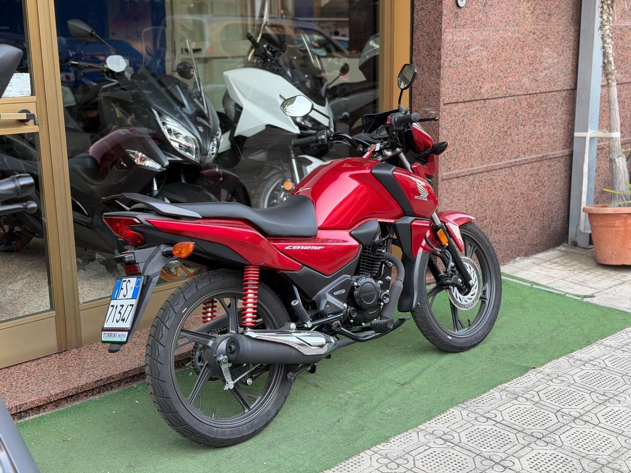 Honda CB 125 F KM 0 2025 tua a soli 23€ al mese