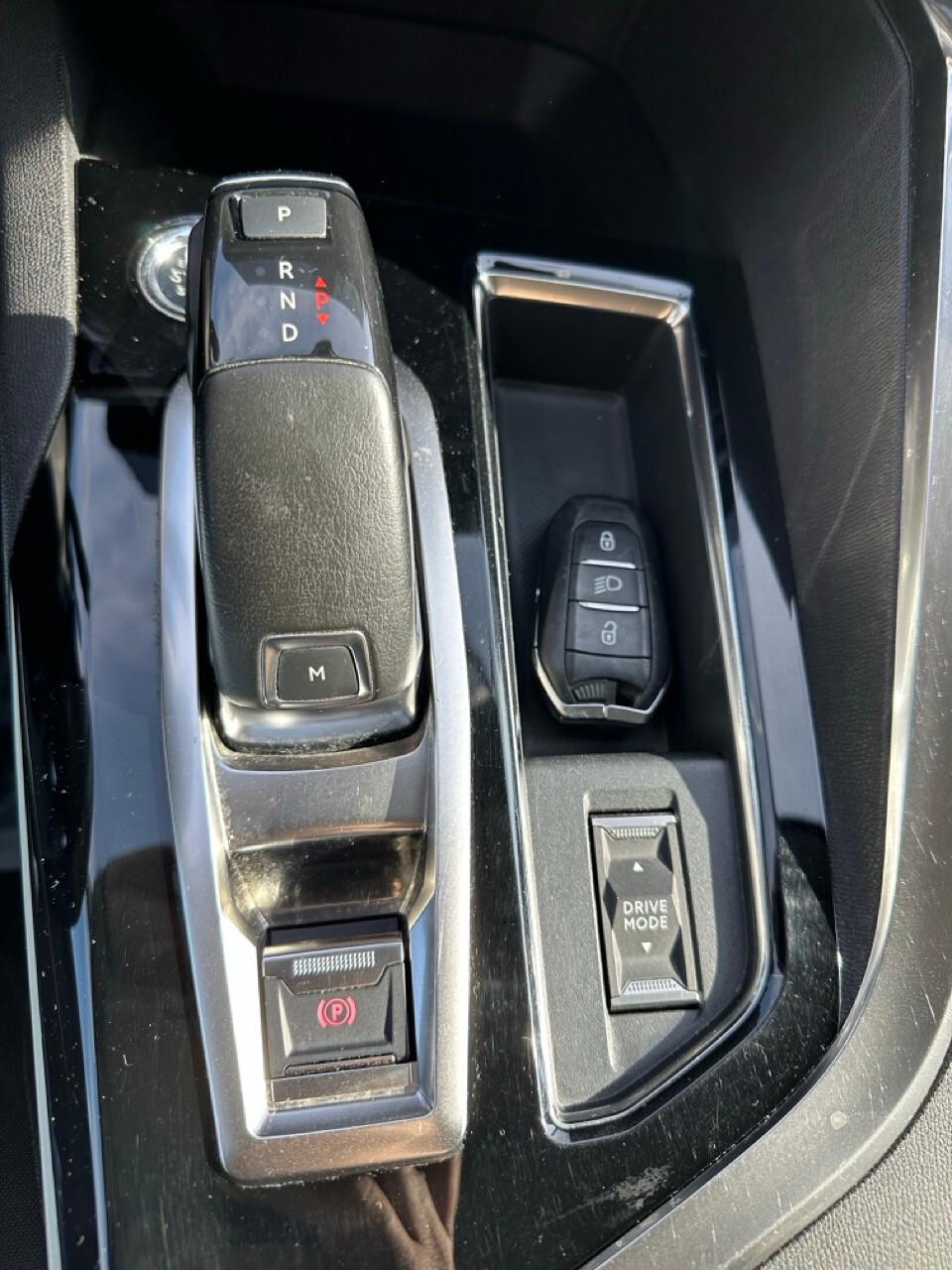 Peugeot 3008 BlueHDi 130 S&S EAT8