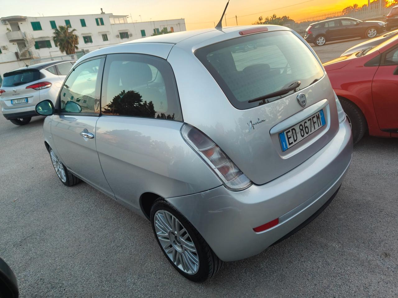 Lancia Ypsilon 1.2 New Oro GPL