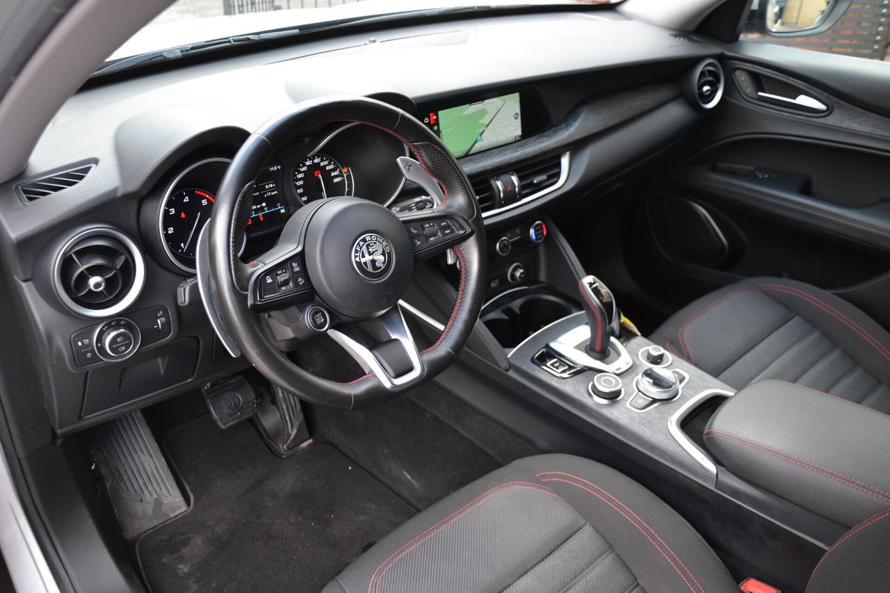 Alfa Romeo Stelvio 2.2 160CV AT8 *FULL LED+NAVI+PDC+RCAM+F1+PRIVACY*