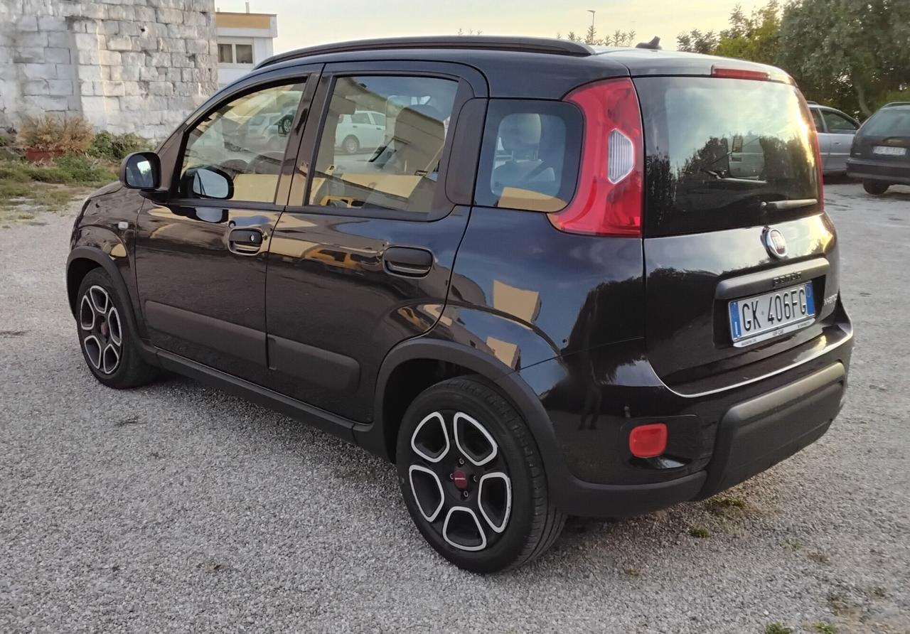 Fiat Panda 1.0 FireFly S&S Hybrid City Cross