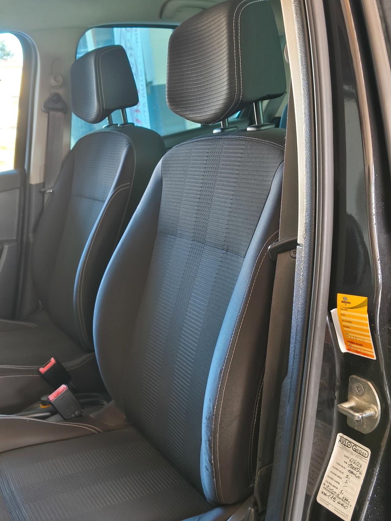 Renault Clio 1.2 16V 5 porte Dynamique
