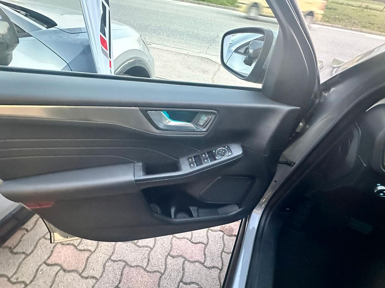 Ford Kuga 2.5 Full Hybrid 190 CV CVT 2WD Titanium Business