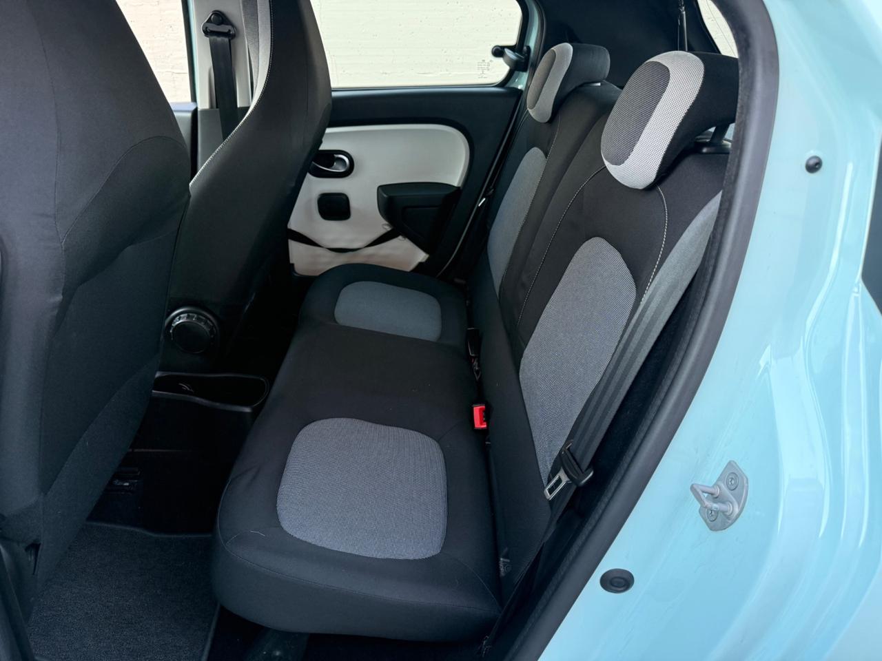 Renault Twingo Lovely 1.0benzina - 2016