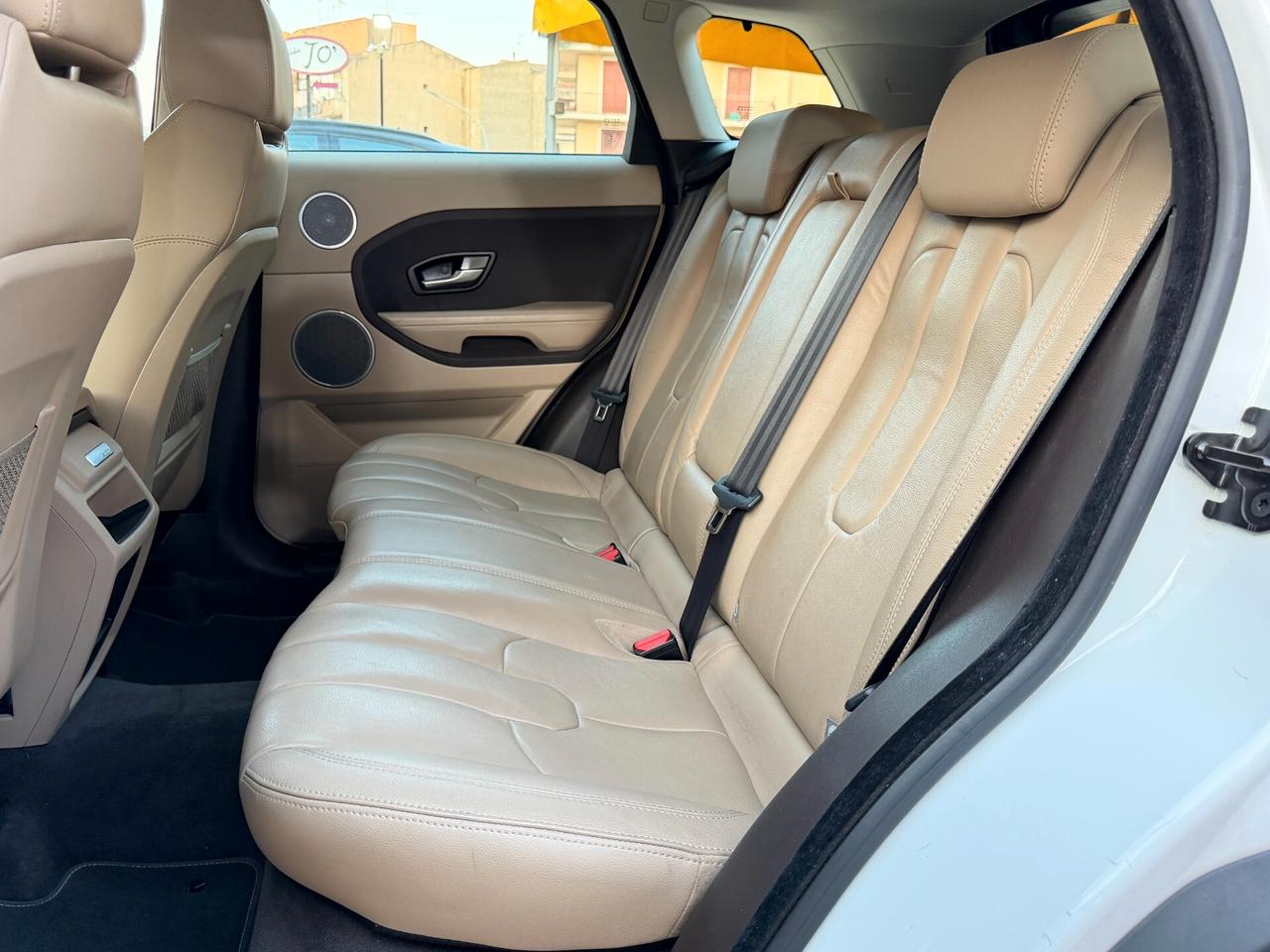 Land Rover Range Evoque 2.2 TD4 - CAMBIO AUTOMATICO