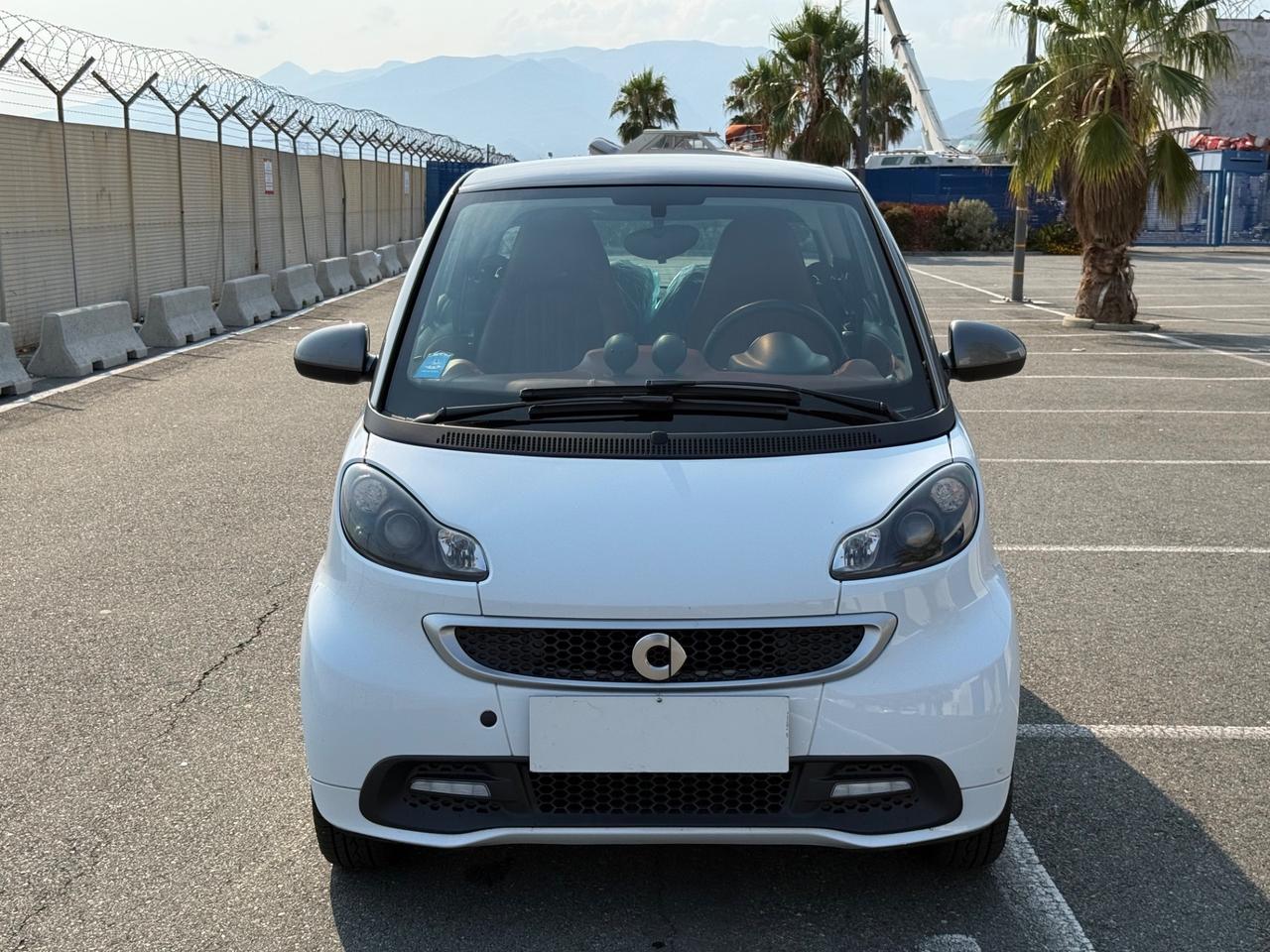 Smart ForTwo 1000 52 kW MHD coupé passion-FULL