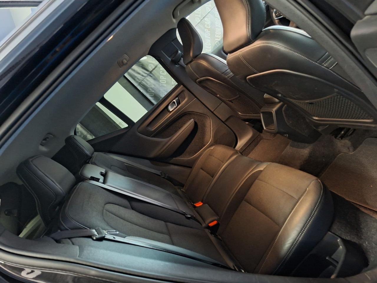 Volvo XC40 D3 AWD Geartronic accettò permute e finanziamenti