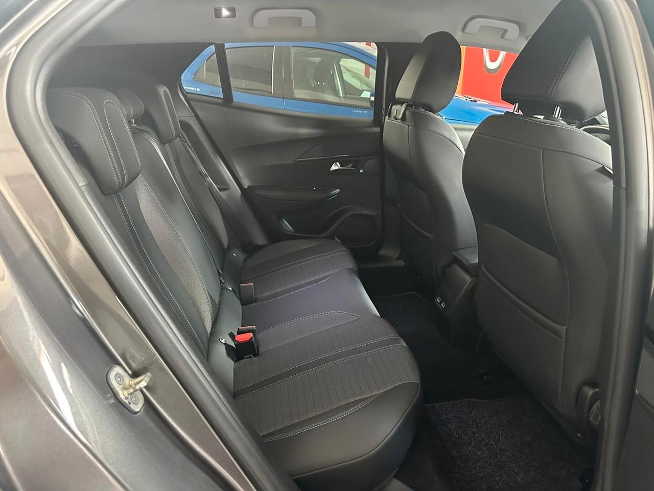 Peugeot 2008 BlueHDi 130 S&S EAT8 Allure Pack