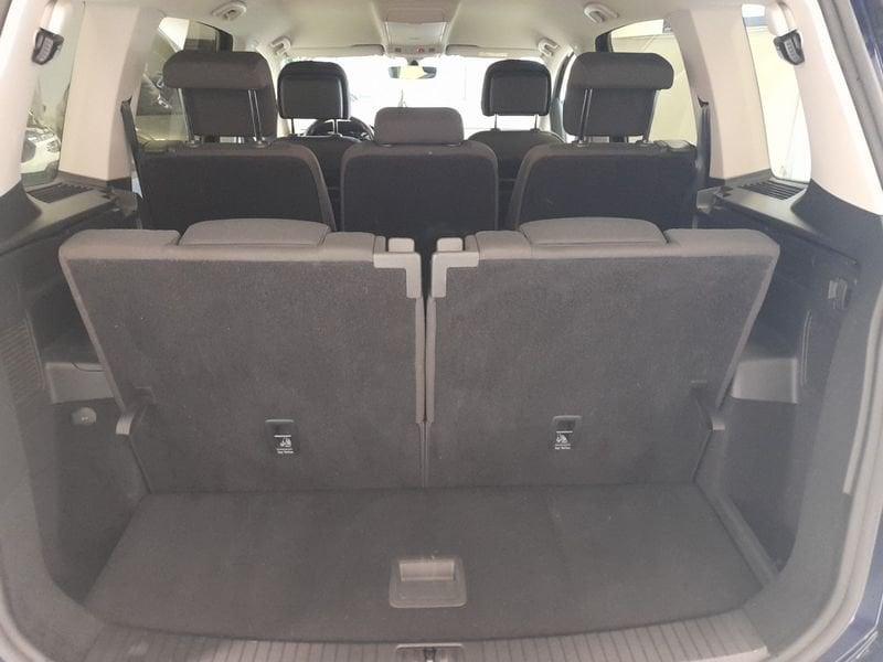 Volkswagen Touran 2.0 TDI SCR Business DSG