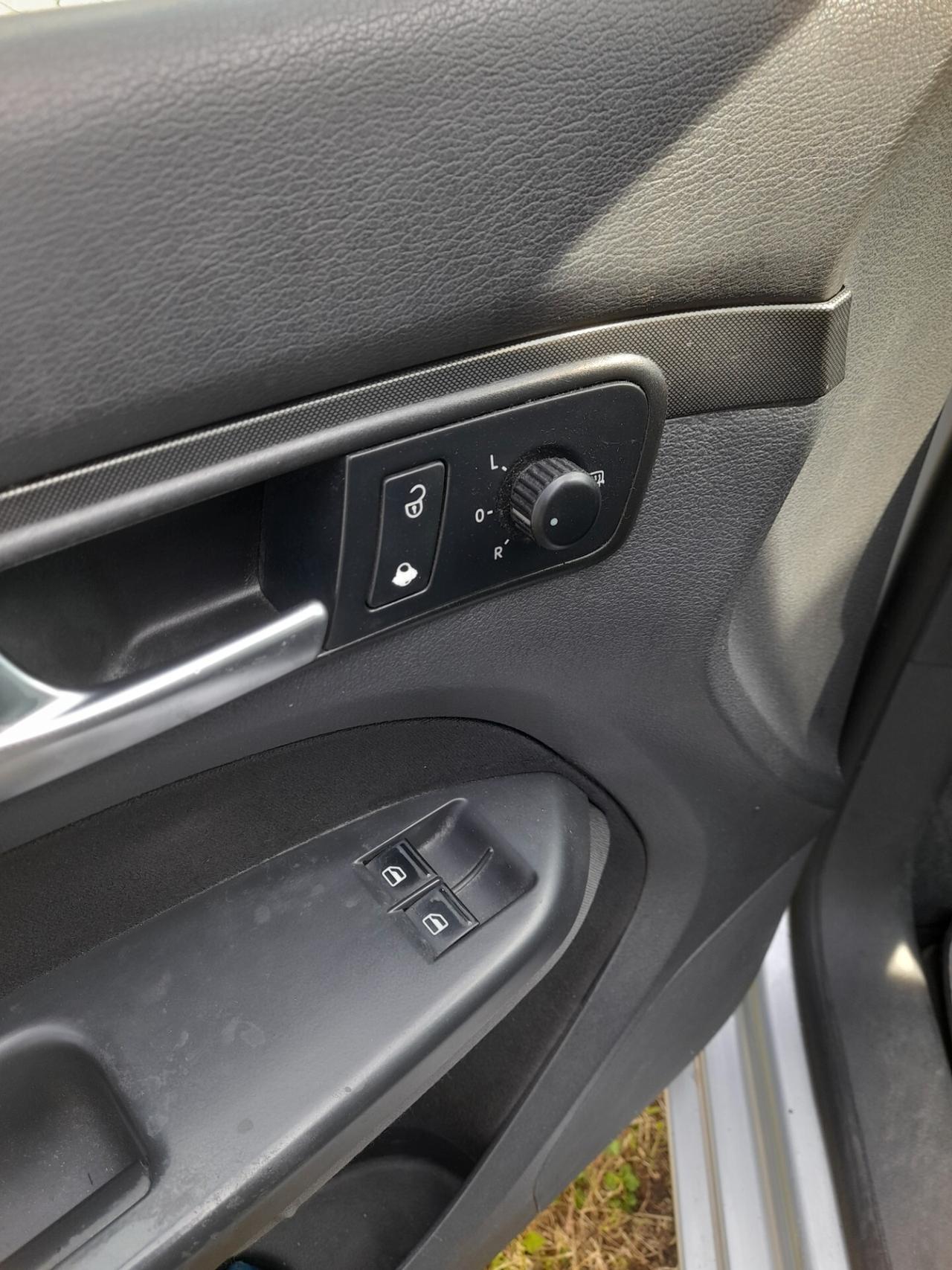 Volkswagen Touran 1.6 GPL