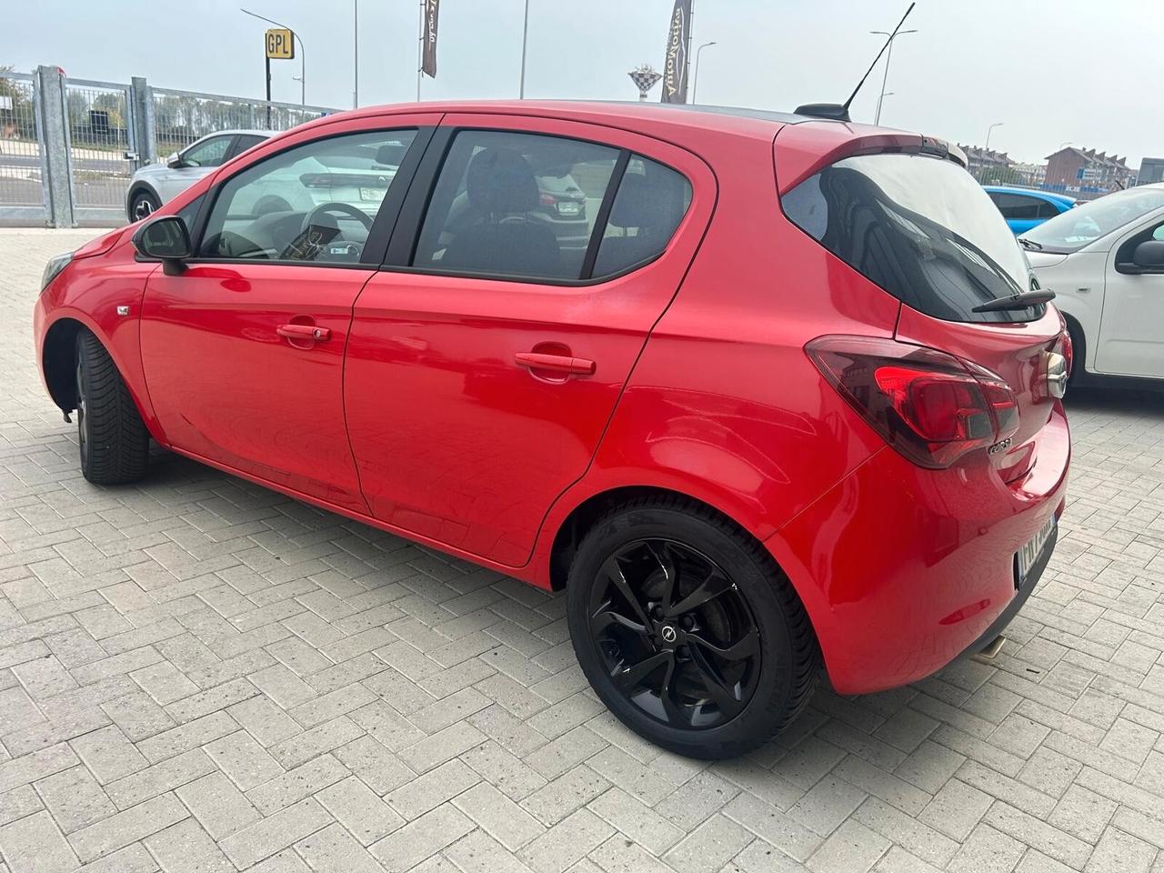 Opel Corsa 1.2 5 porte b-Color