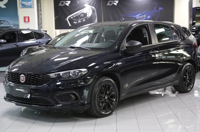 FIAT Tipo 1.3 Mjt S&S Black Edition Street