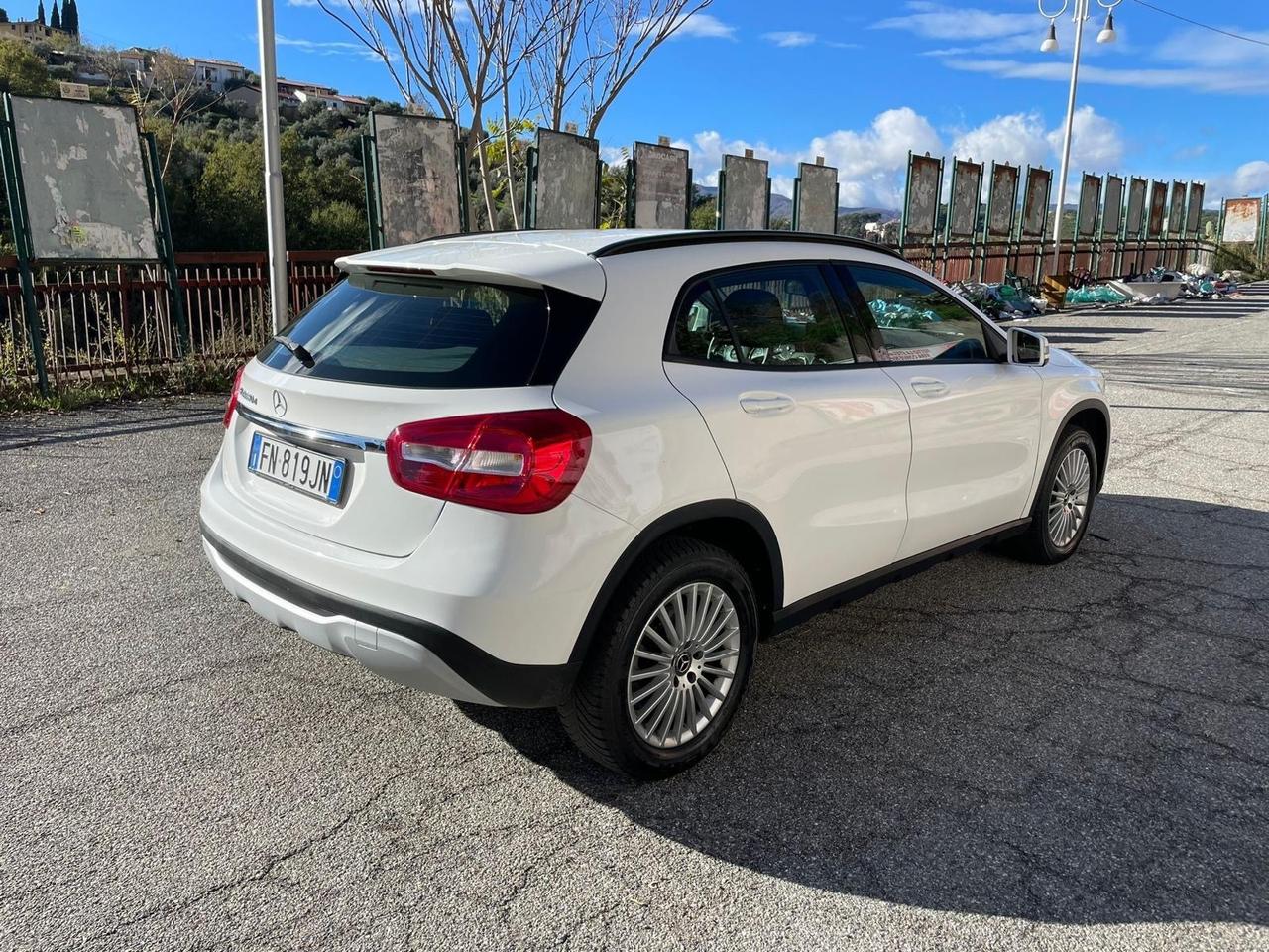 Mercedes-benz GLA 180 GLA 200 d Automatic Premium