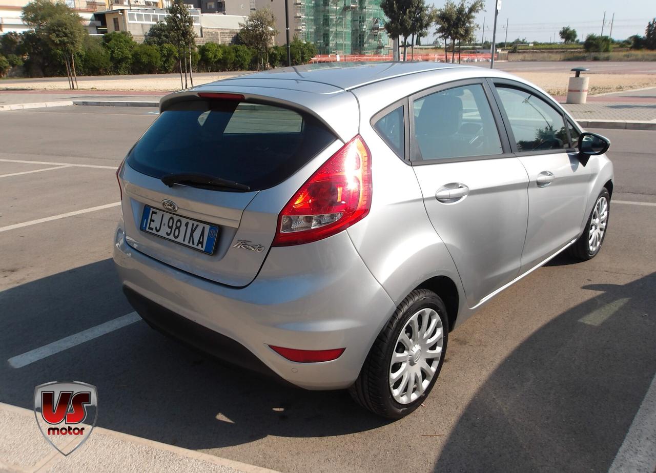 FORD FIESTA 1.2 BENZ-2011-GARANZIA FULL