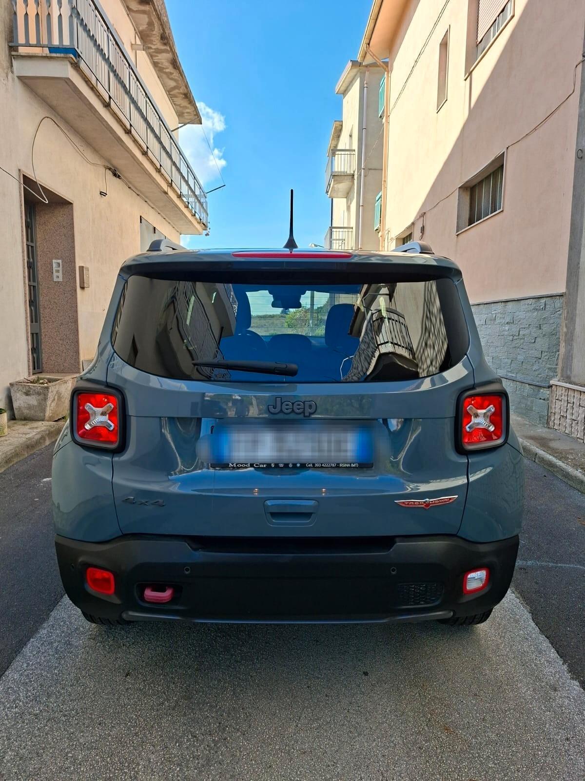 Jeep Renegade 2.0 Mjt 170CV 4WD Active Drive Low Trailhawk