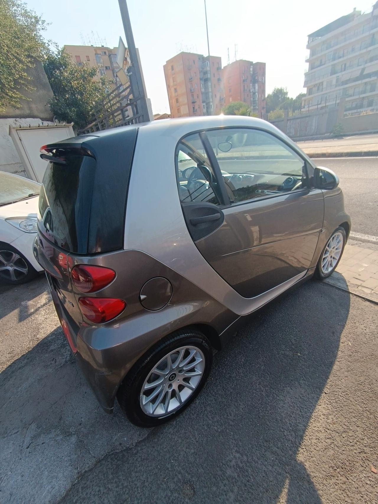 Smart ForTwo 800 40 kW coupé passion cdi