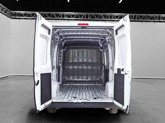 Peugeot Boxer 35 2.2 BlueHDi 140 S&S L2 H2 Furgone