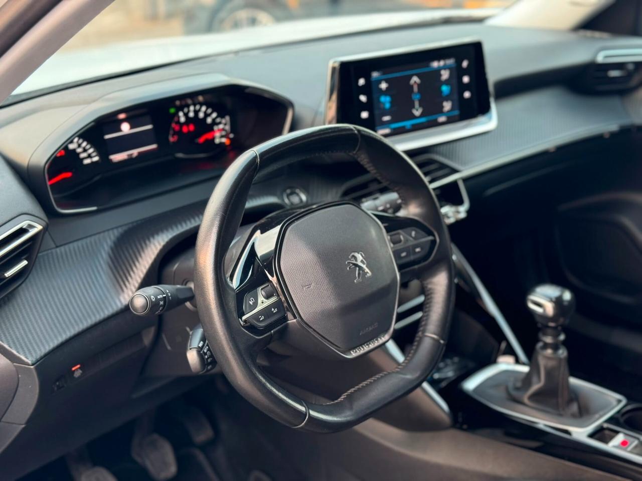Peugeot 2008 BlueHDi 110 S&S Allure Pack
