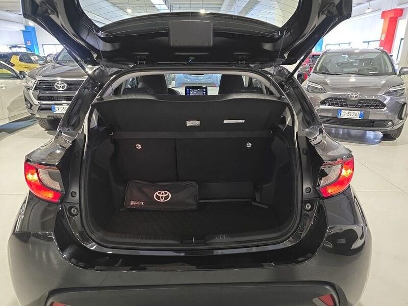 Toyota Yaris 1.5 Hybrid 5 porte Active