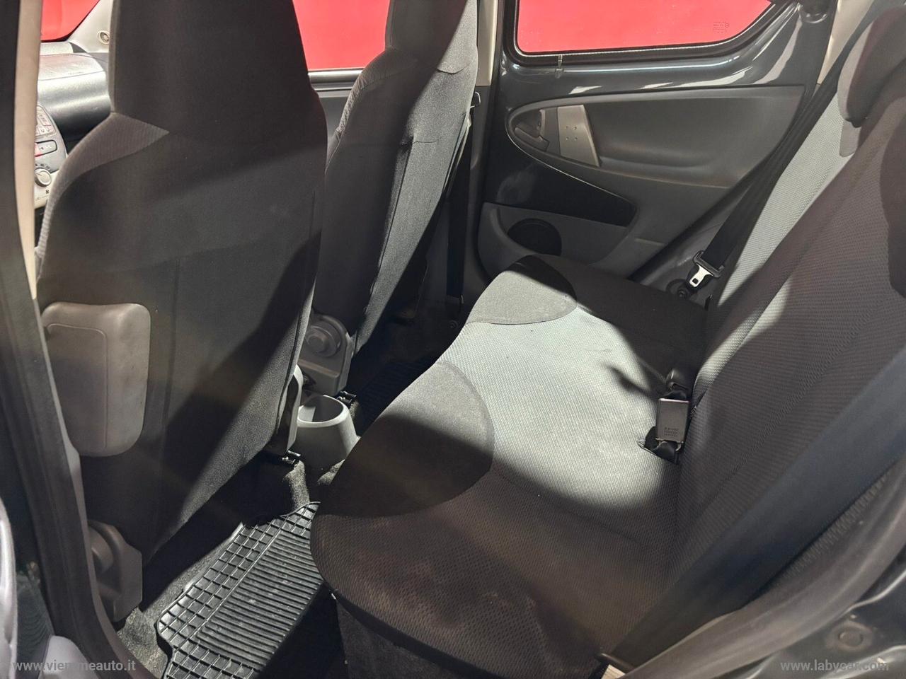 Toyota Aygo 1.0 12V VVT-i 5 porte