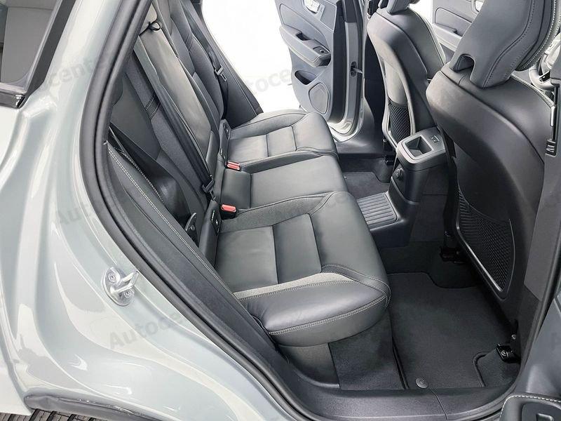 Volvo XC60 XC60 T6 PLUG IN RECHARGE PHEV PLUS DARK AWD AUT