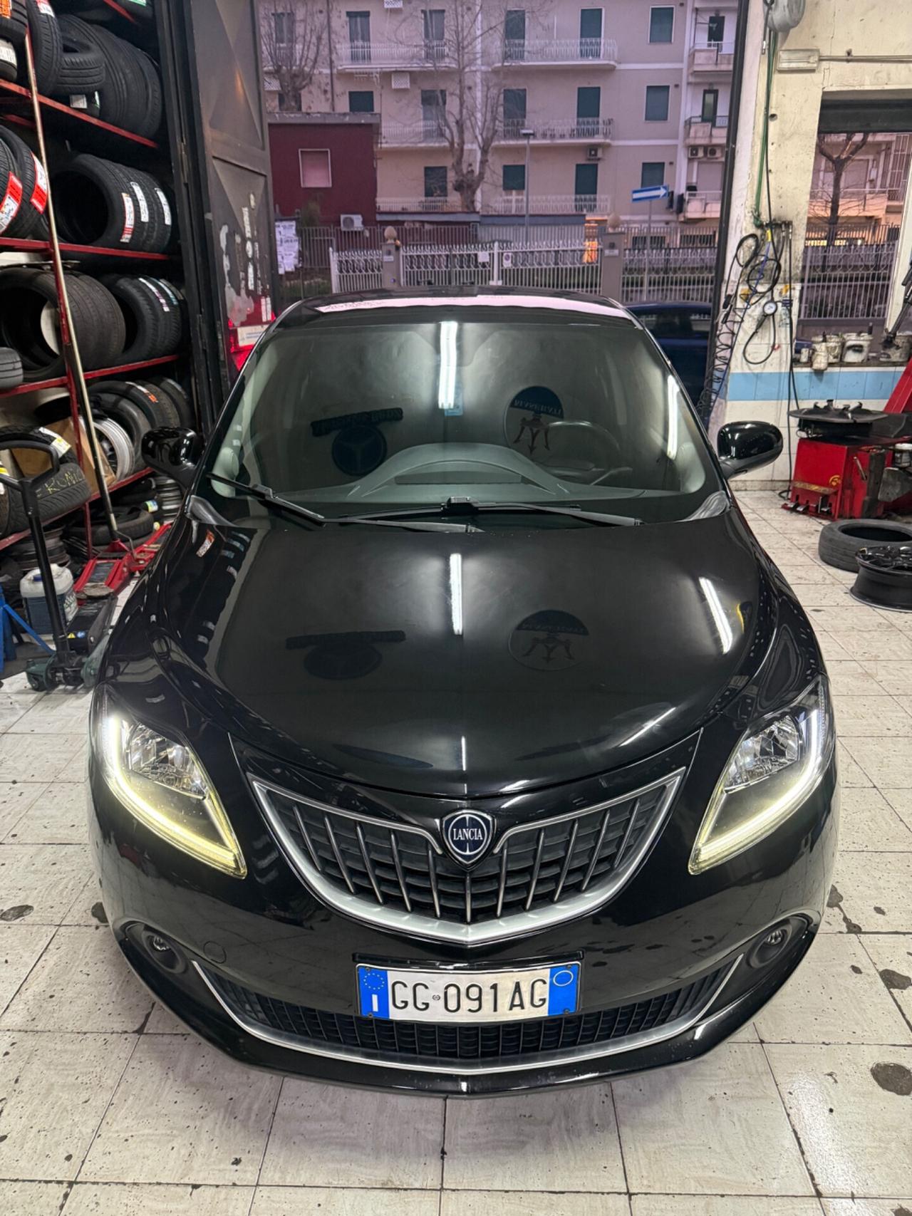 Lancia Ypsilon 1.2 69 CV 5 porte GPL ECOCHIC