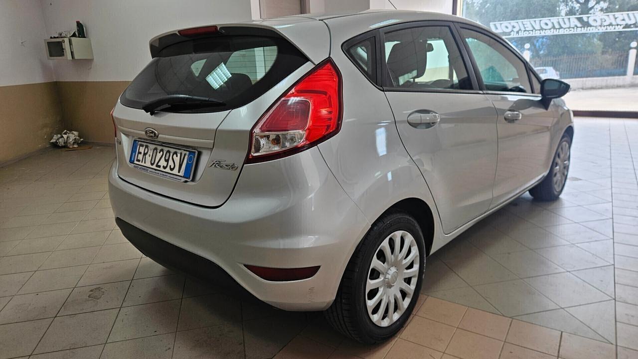 Ford Fiesta 1.5 TDCi 75CV 5 porte