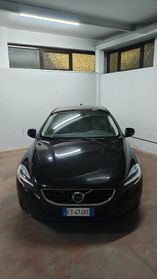 Volvo V40 D2 Geartronic Business Plus