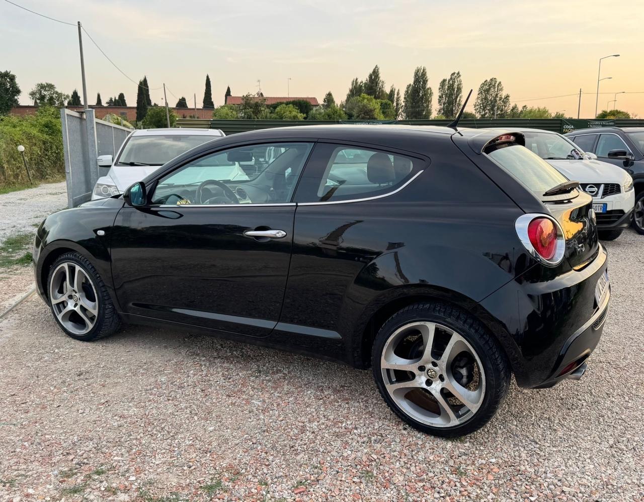 Alfa Romeo MiTo 1.4 T 155 CV Distinctive Sport Pack GPL
