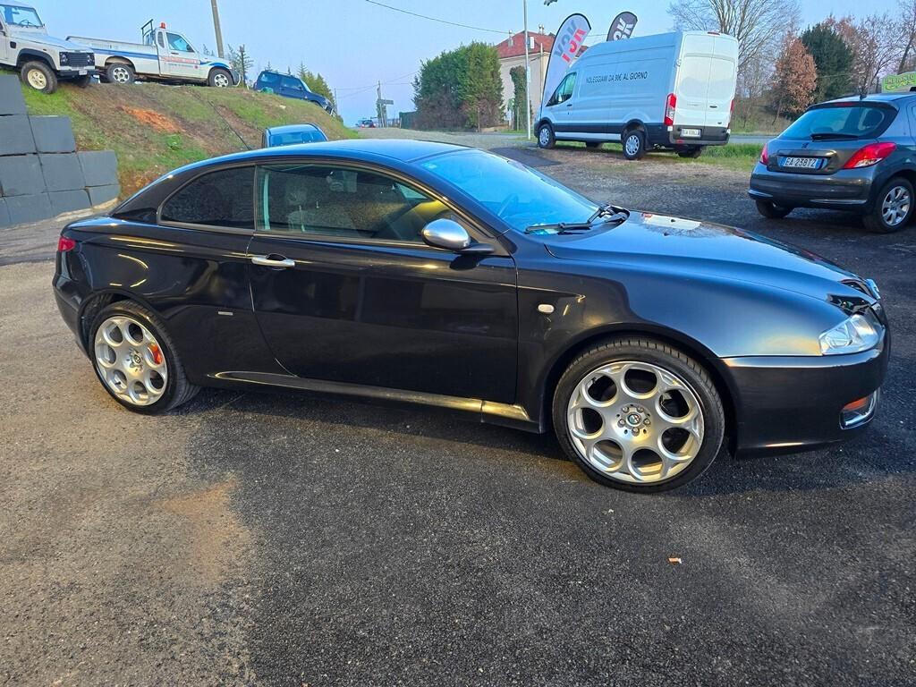 Alfa Romeo GT 1.9 JTDM 150CV Black Line DA COLLEZI