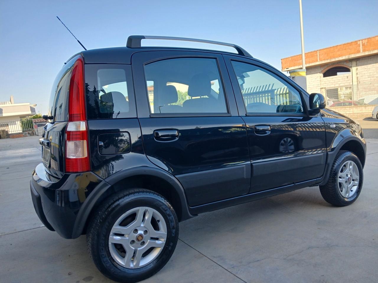FIAT Panda 4x4 1.300 MultiJet 75cv Km89.400